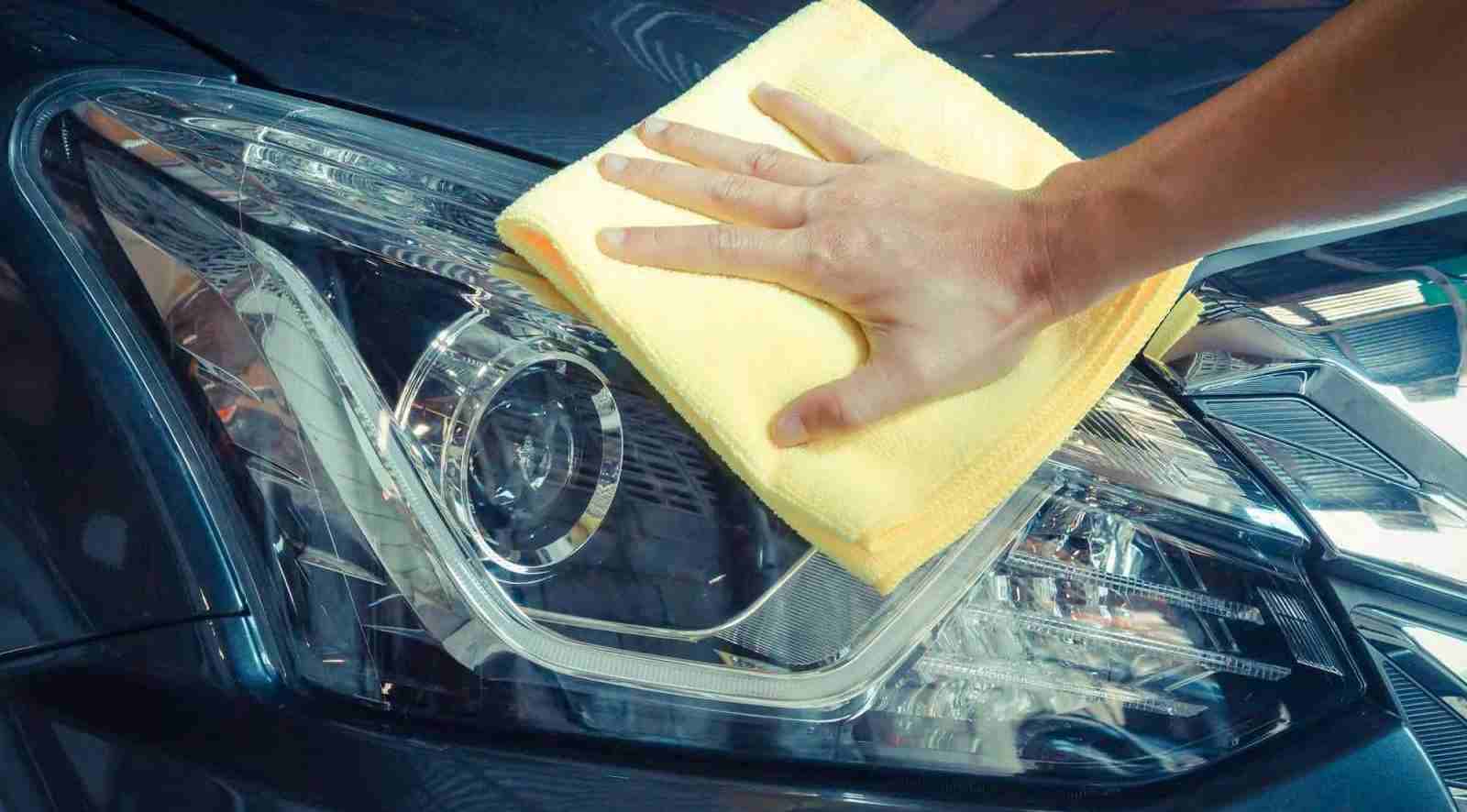  Buy the best types of plastic headlight at a cheap price 