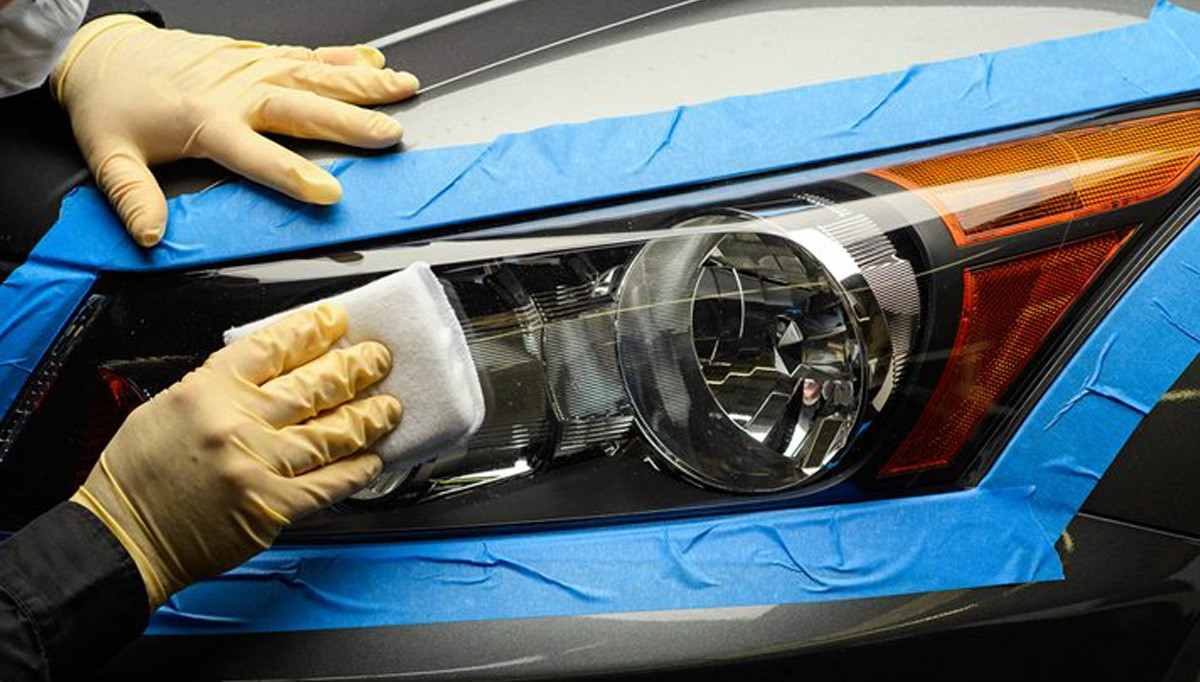  Buy the best types of plastic headlight at a cheap price 